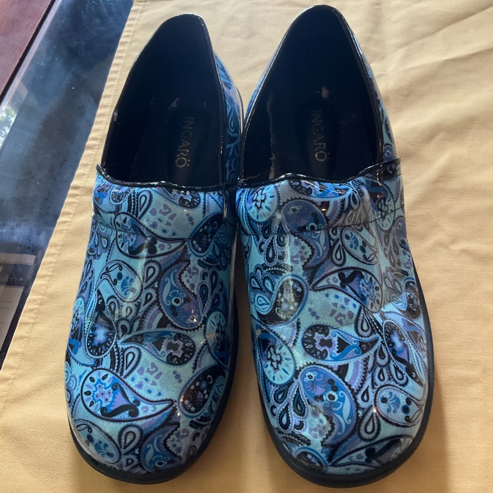 Ingrained Blue Paisley Slip-On Shoes